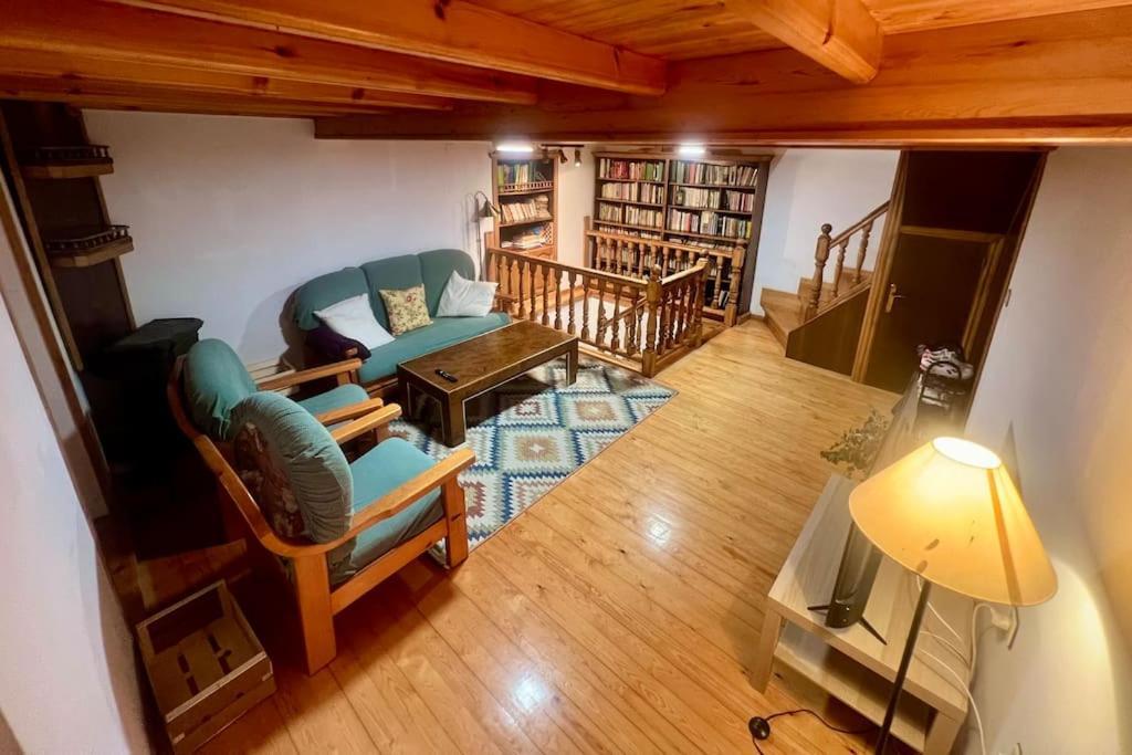 Villadecelis Mieres  Ngoại thất bức ảnh