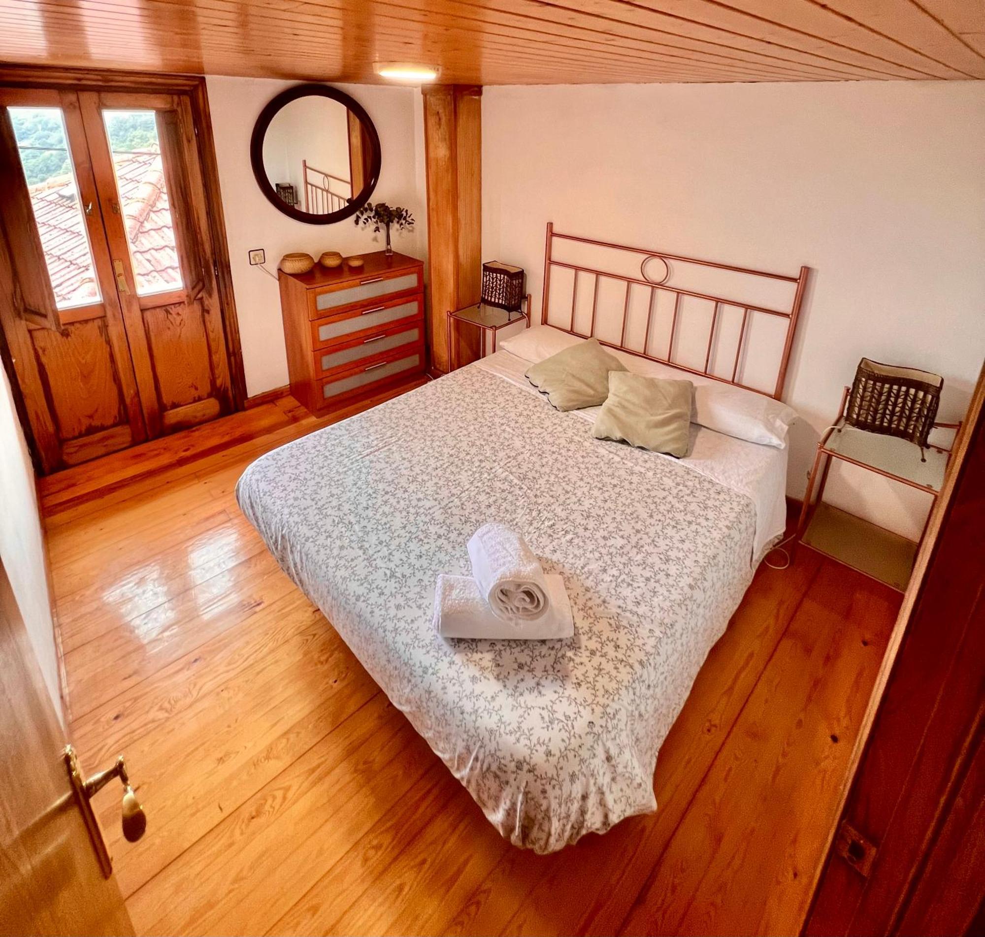 Villadecelis Mieres  Ngoại thất bức ảnh